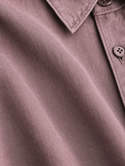 Harbor Linen Blend Shirt - Dusty Burgundy – close-up detail