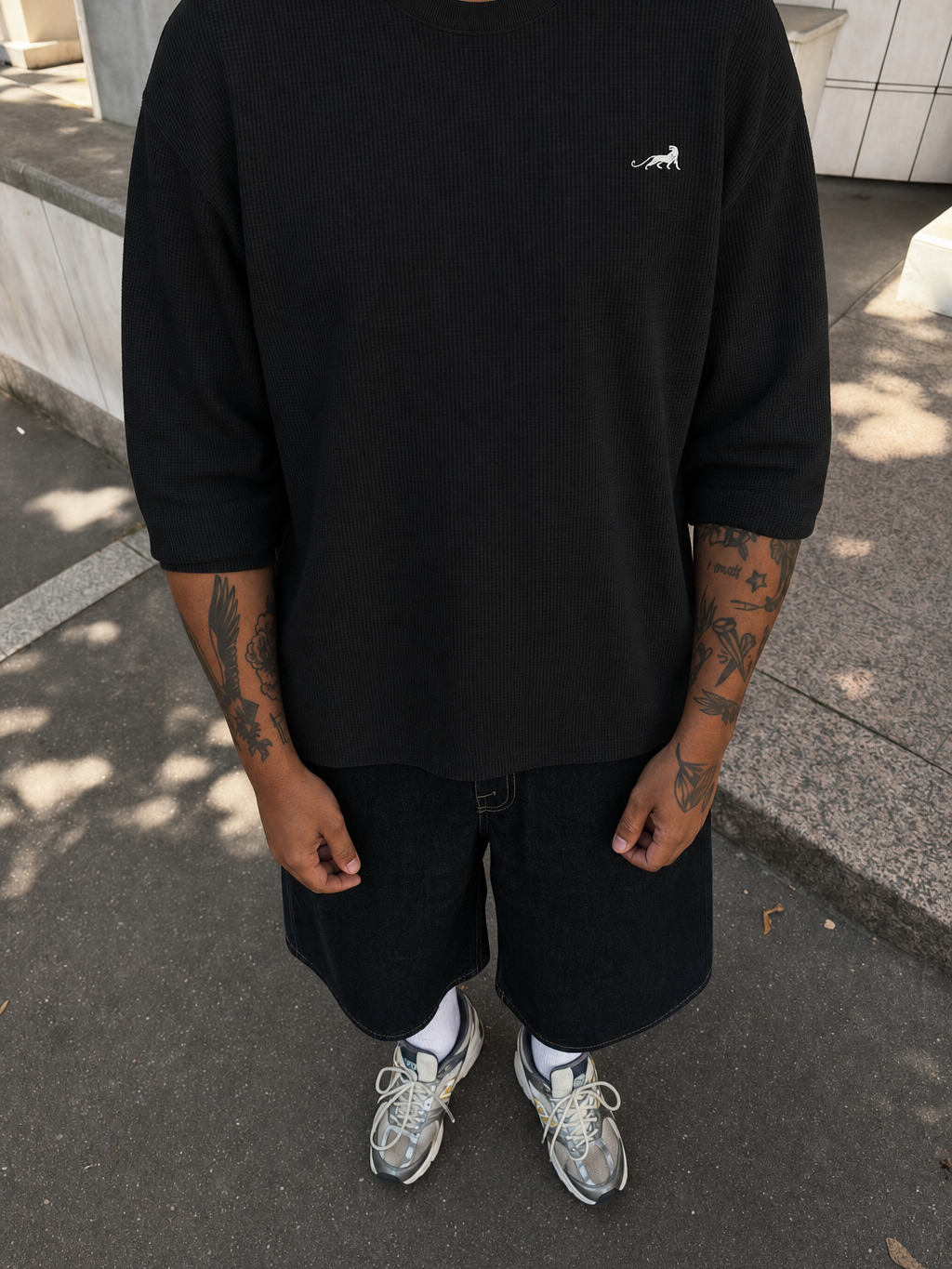 Reserve Relaxed Waffle Tee - Obsidian Black – model front
