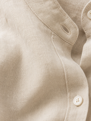 Viremont Premium Linen Shirt - Sandstone Beige – close-up detail