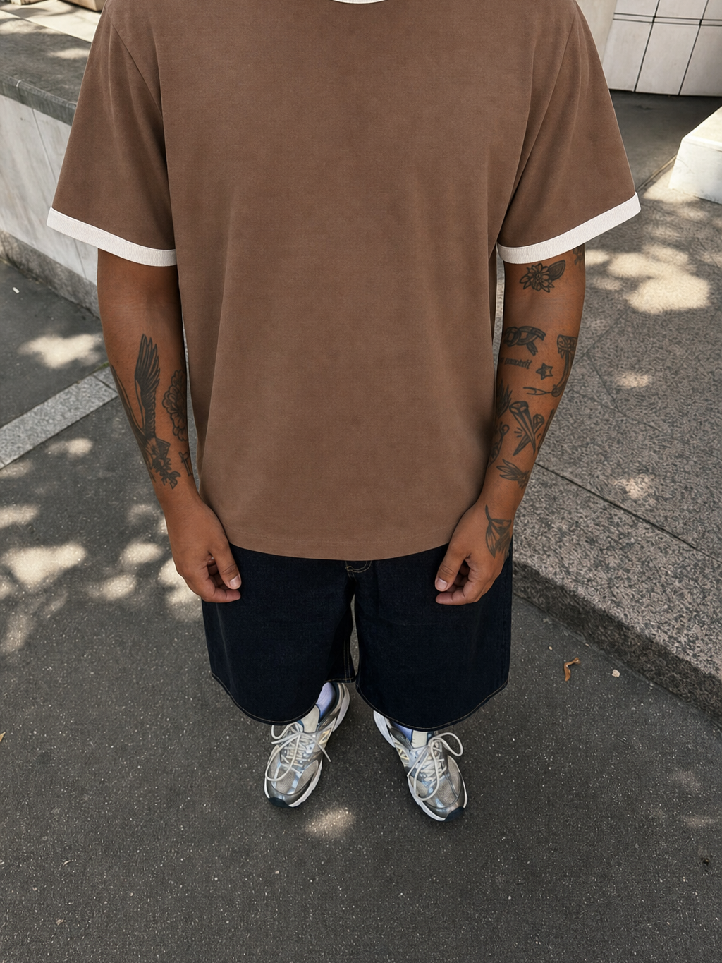 Coastline Ringer Tee – Cocoa – model front