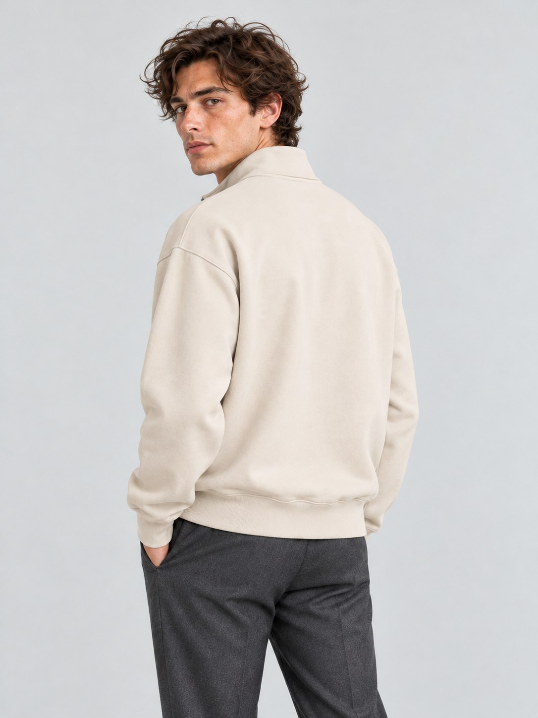 Classic Heritage Quarter-Zip Sweatshirt – Soft Ivory