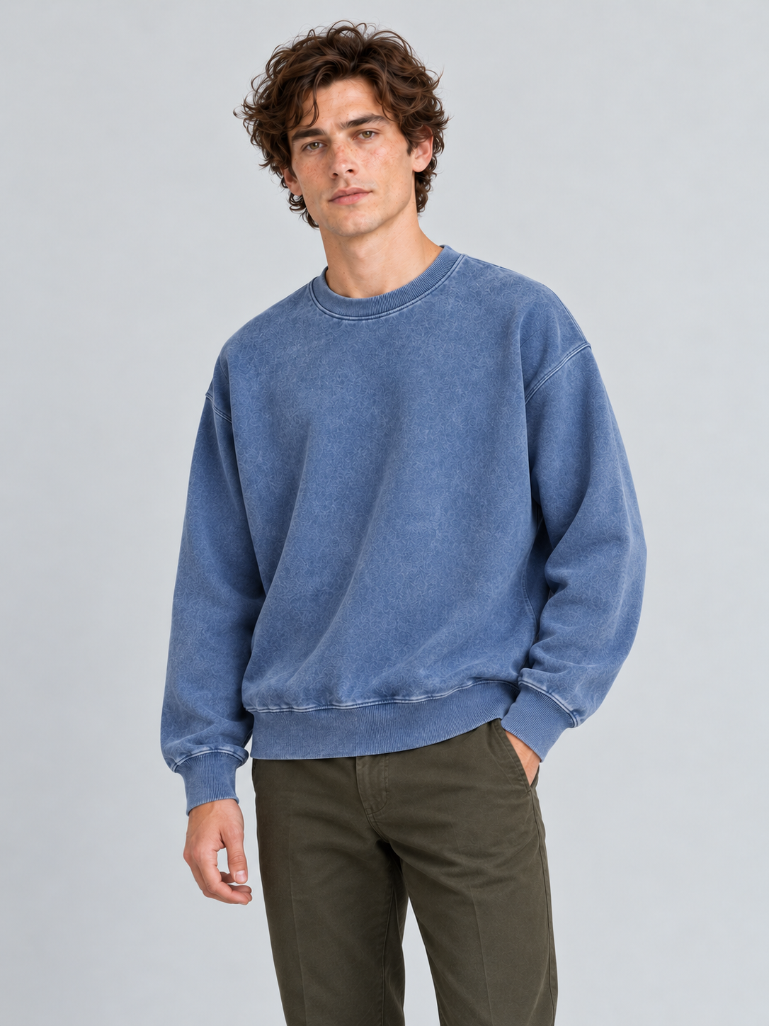 The Essential Crewneck Sweatshirt – Vintage Washed Blue