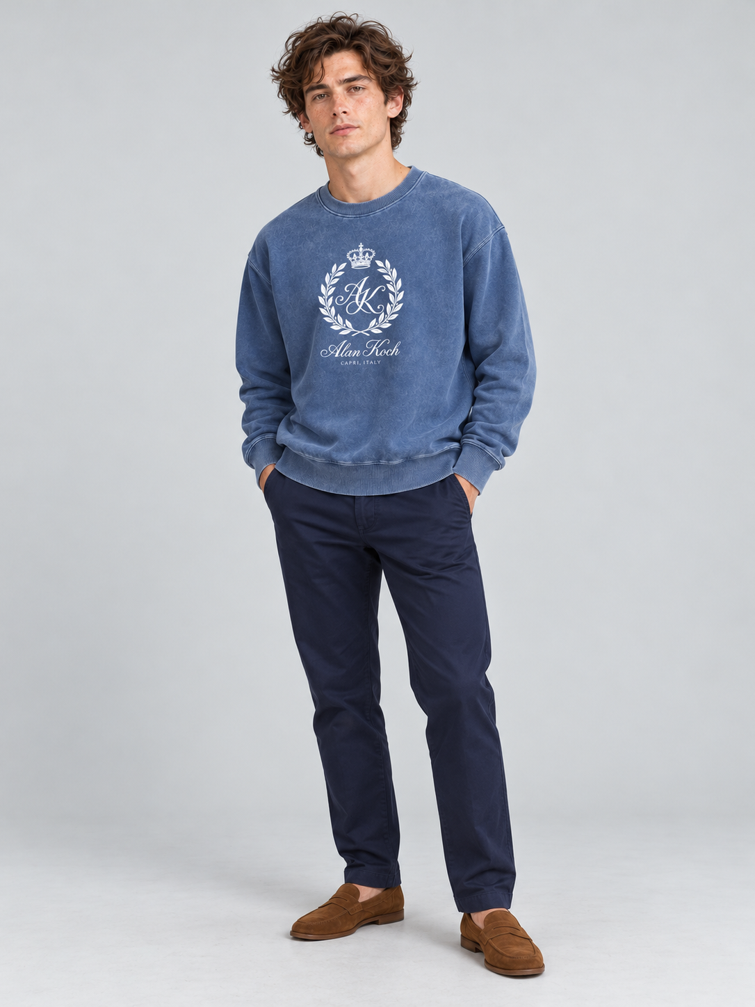 Royal Emblem Crewneck Sweatshirt – Vintage Washed Blue