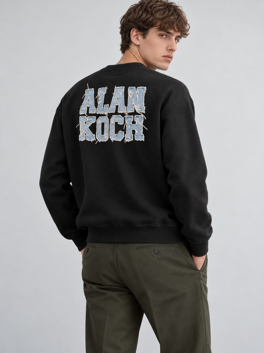 Signature Archive Crewneck Sweatshirt – Jet Black