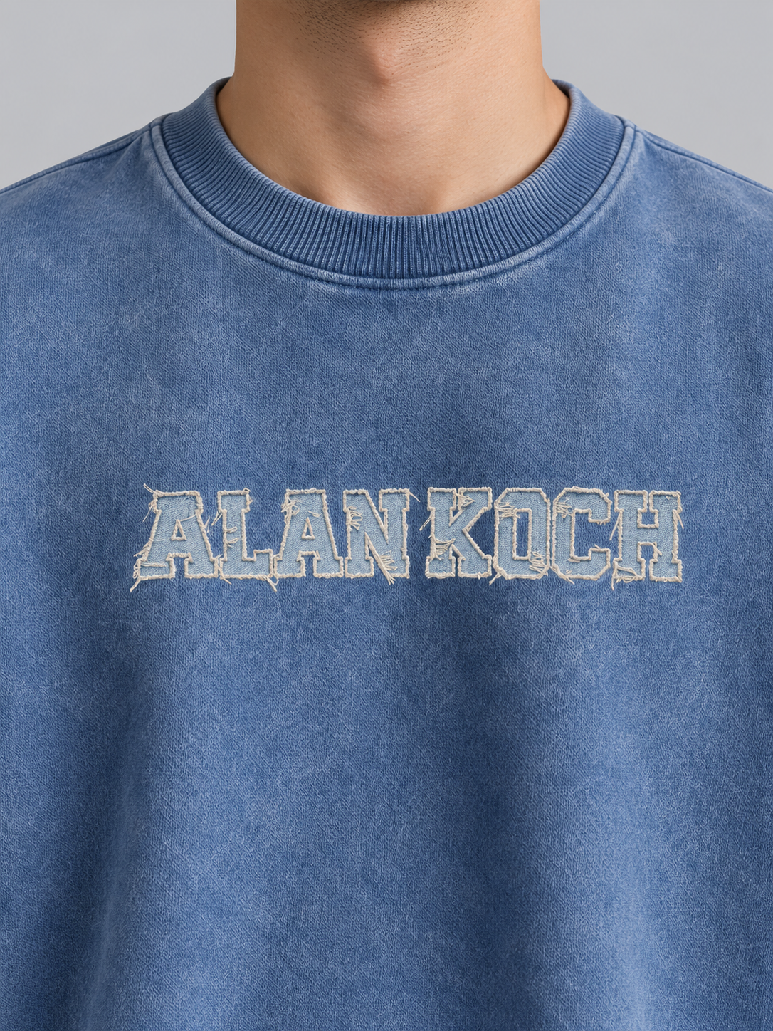 Signature Archive Crewneck Sweatshirt – Vintage Washed Blue