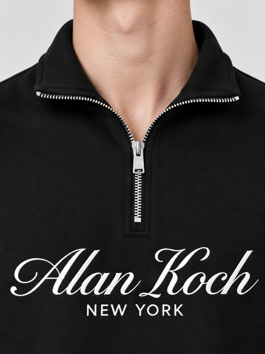 Signature Heritage Quarter-Zip Sweatshirt – Jet Black