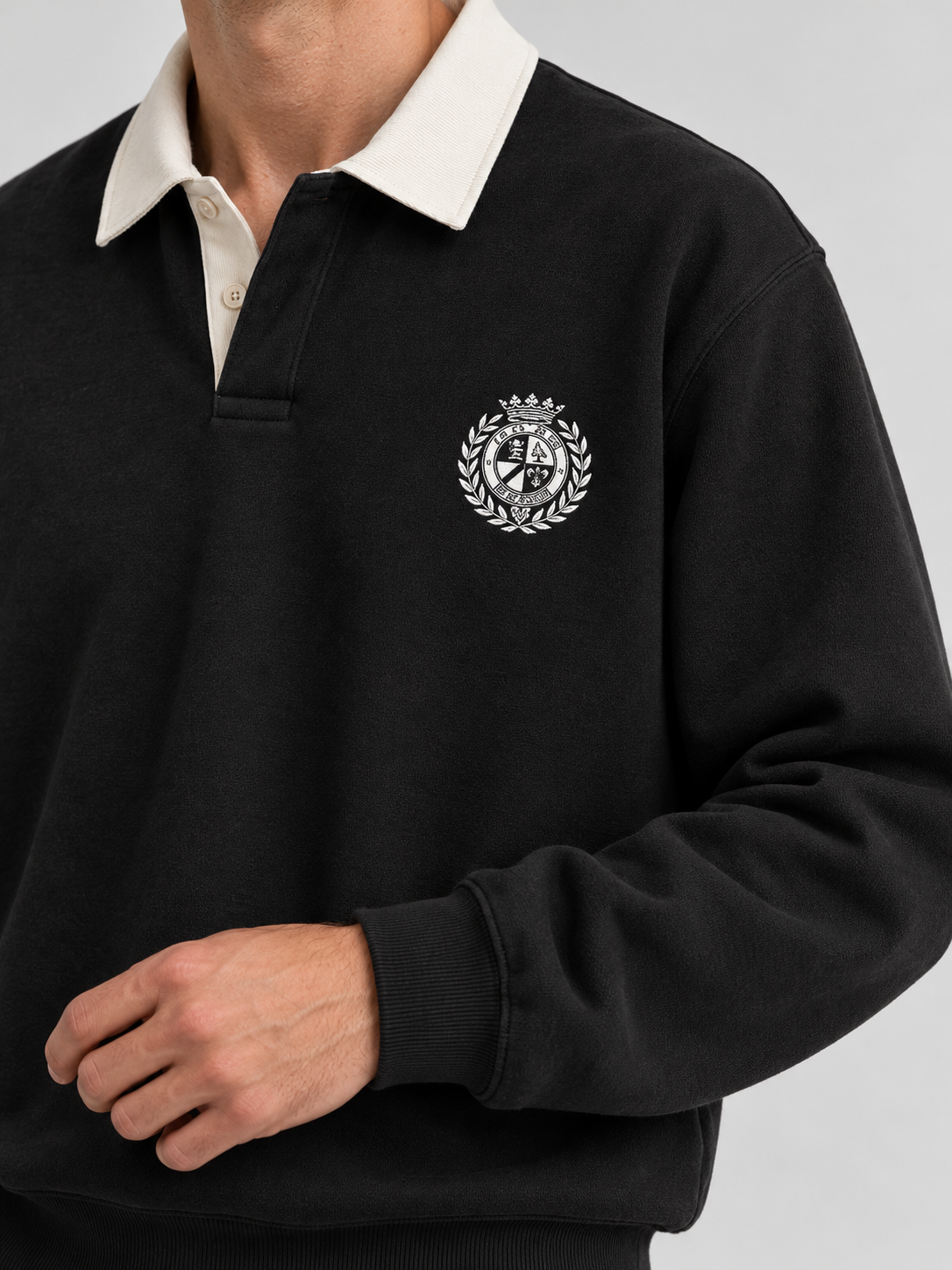 Classic Crest Polo Sweatshirt – Jet Black
