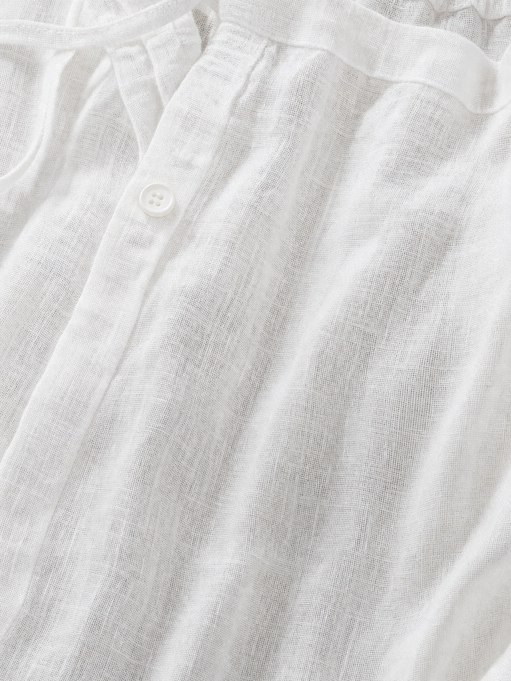 LINEN PANTS WHITE – close-up detail