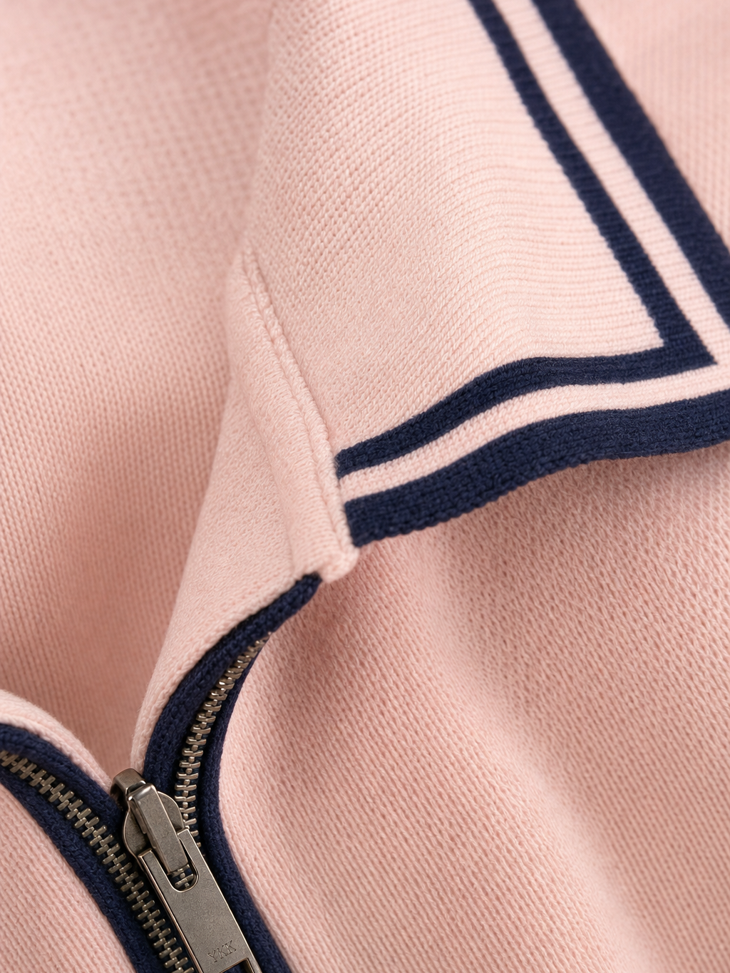 Monaco Knit Polo – Rose – close-up detail