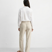 linen-pants-beige model back